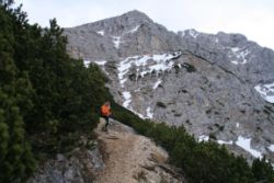 2011-04-24_Regina-F-Rau_Brunnstein-Spitze (263).JPG